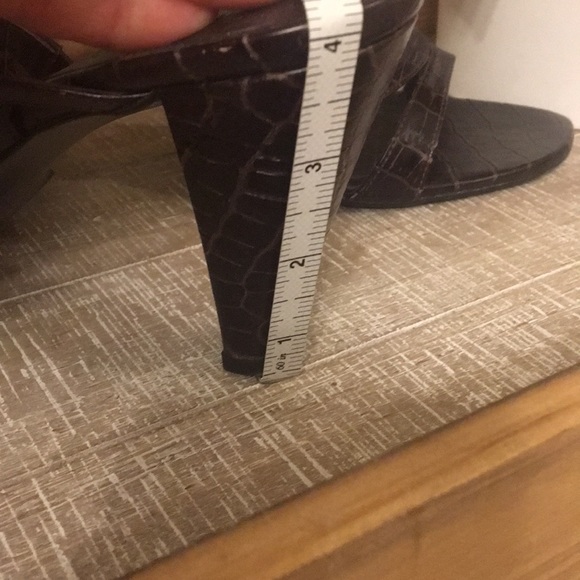 Kenneth Cole brown leather strappy sandals size 9 - Picture 6 of 8